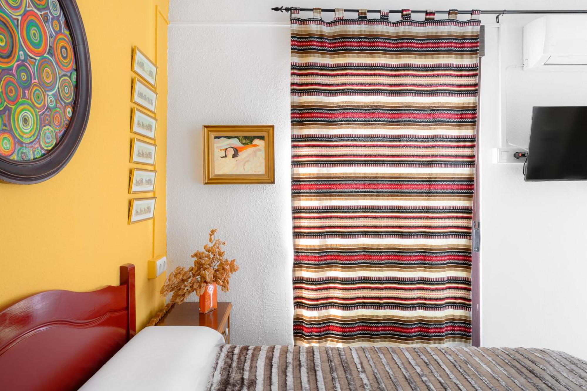 Astarte Guesthouse Castillo de Locubín Екстериор снимка