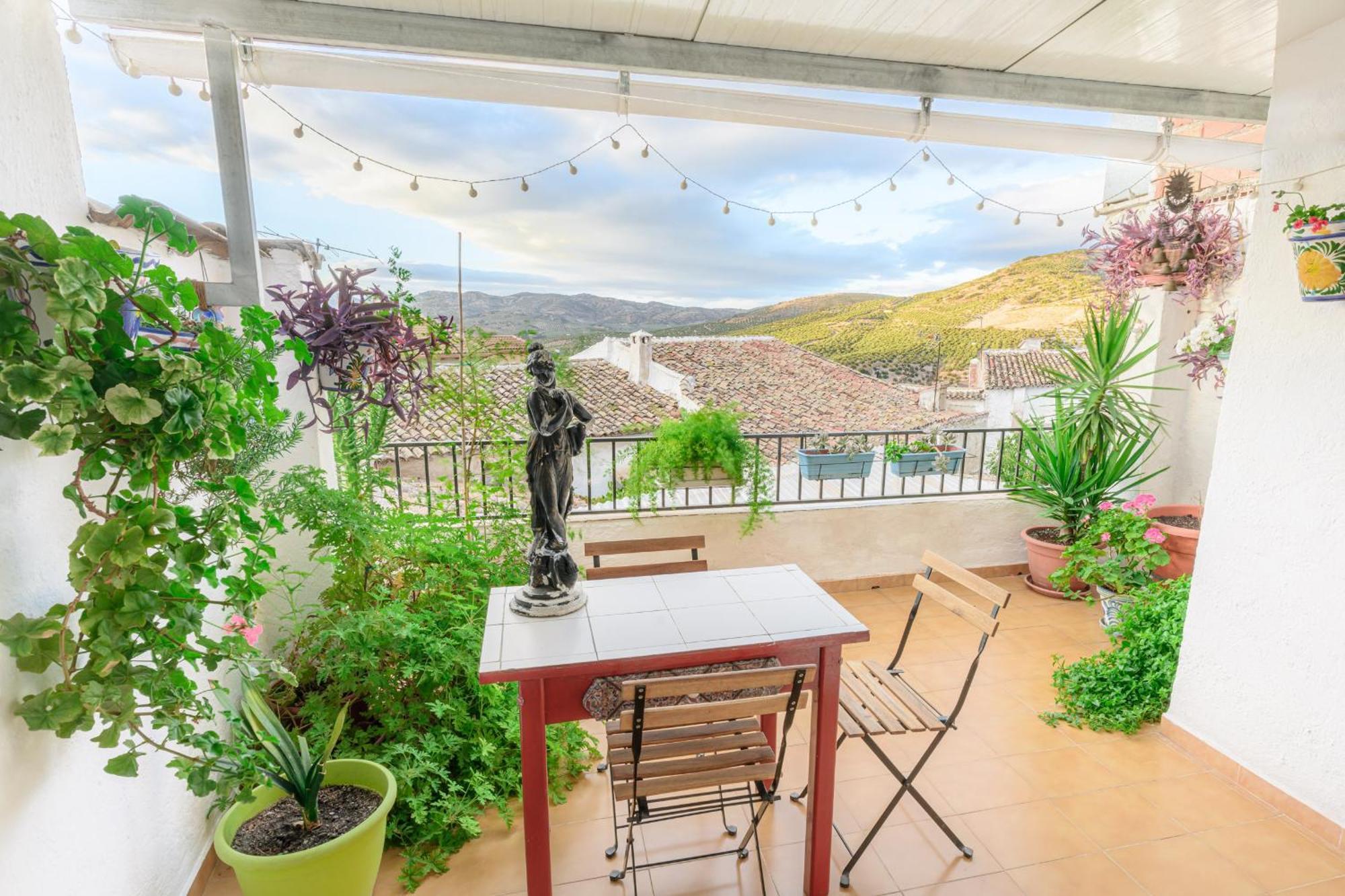 Astarte Guesthouse Castillo de Locubín Екстериор снимка